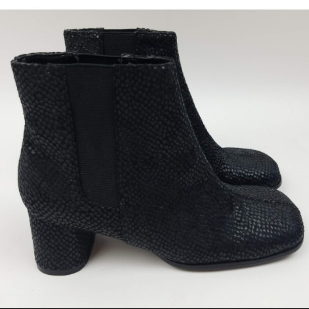 Chinese Laundry Limo Ankle Boots Snakeskin